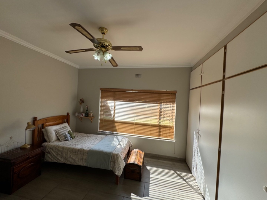  Bedroom Property for Sale in El Toro Park Northern Cape